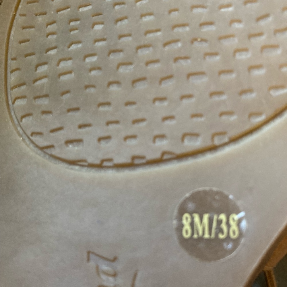 Lucky Brand Shoes. - Picture 7 of 7
